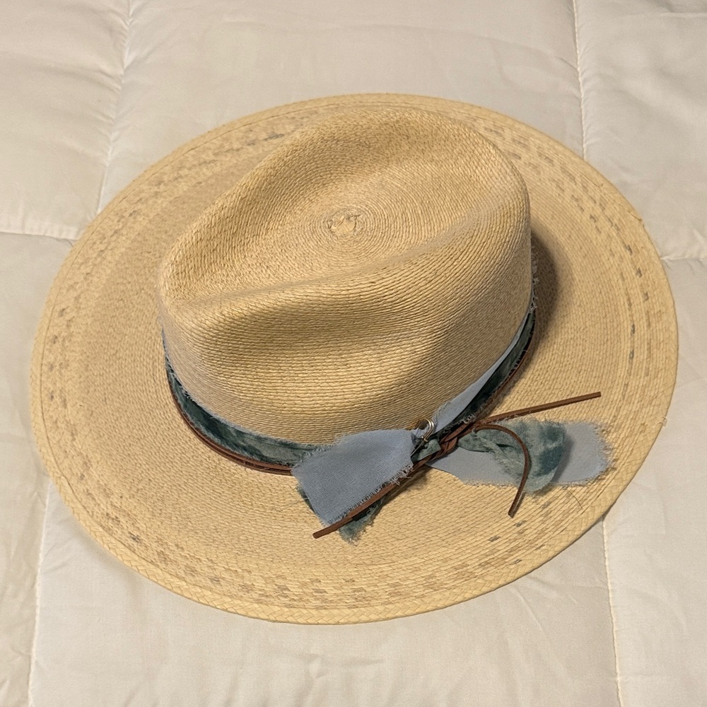 Women’s handmade luxury beach straw hat